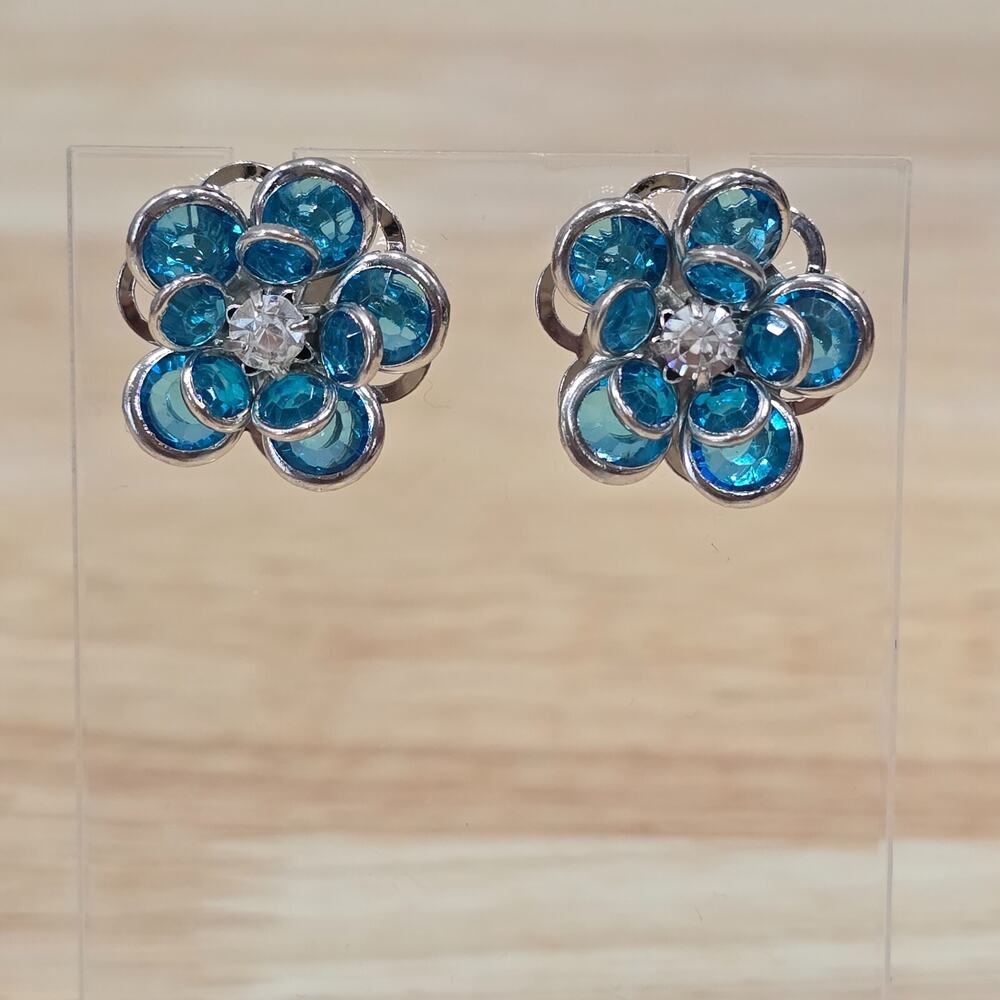 Artisan Silver Tone 3D Blue Flower Rhinestone Pierced Stud Earrings